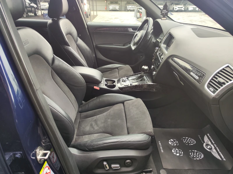 Audi SQ5 CARBON* PANORAMA* PODGREV* RECARO* LIZING, снимка 8 - Автомобили и джипове - 51423189