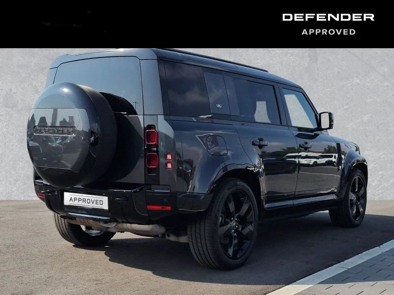 Land Rover Defender 110 D300 X-Dynamic HSE, снимка 2 - Автомобили и джипове - 47418478