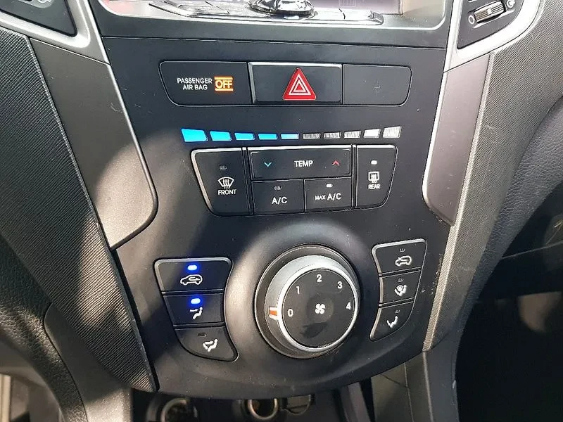 Hyundai Santa fe 2.0, снимка 12 - Автомобили и джипове - 54256608