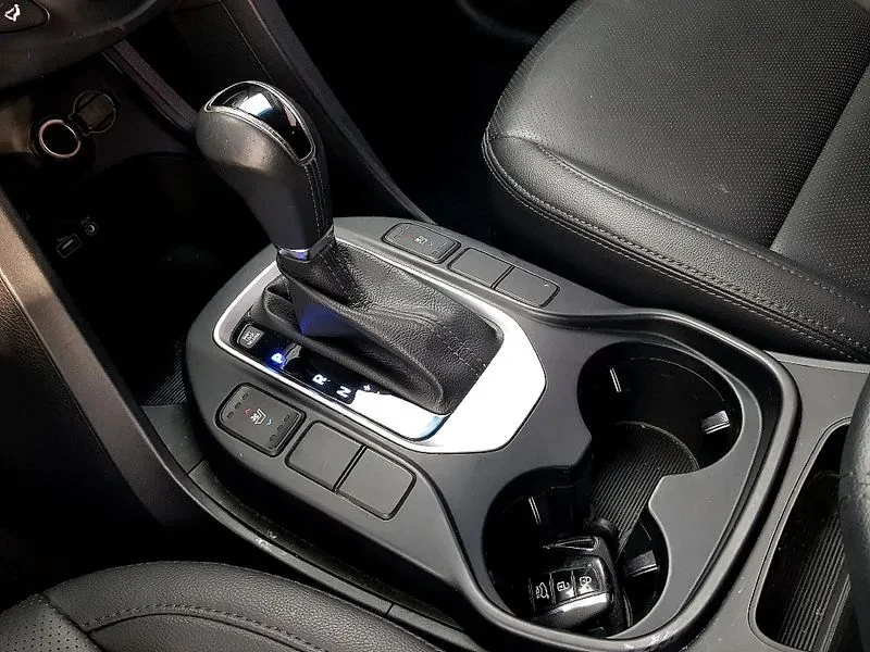 Hyundai Santa fe 2.0, снимка 13 - Автомобили и джипове - 54256608