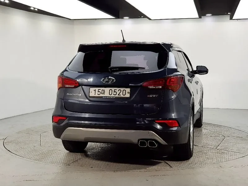 Hyundai Santa fe 2.0, снимка 3 - Автомобили и джипове - 54256608