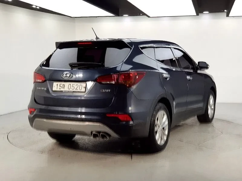 Hyundai Santa fe 2.0, снимка 4 - Автомобили и джипове - 54256608