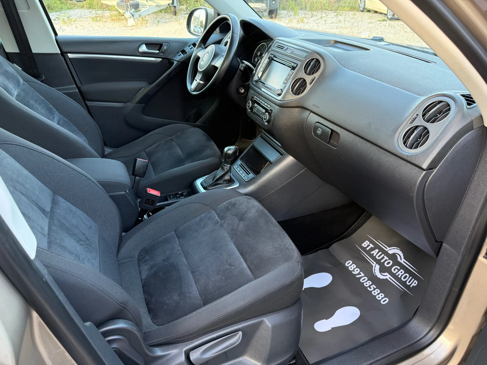 VW Tiguan 2.0TDI 4-MOTION * * АВТОМАТИК* * СЕРВИЗНА ИСТОРИЯ* - изображение 9