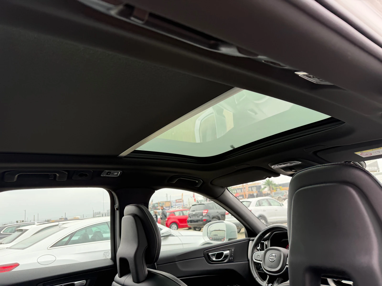 Volvo XC60 2.0 D R DESIGN(���� ����) | Mobile.bg � ����������� 17