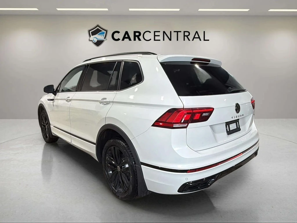 VW Tiguan 4Motion SE R Line Black Edition  CARFAX - изображение 3