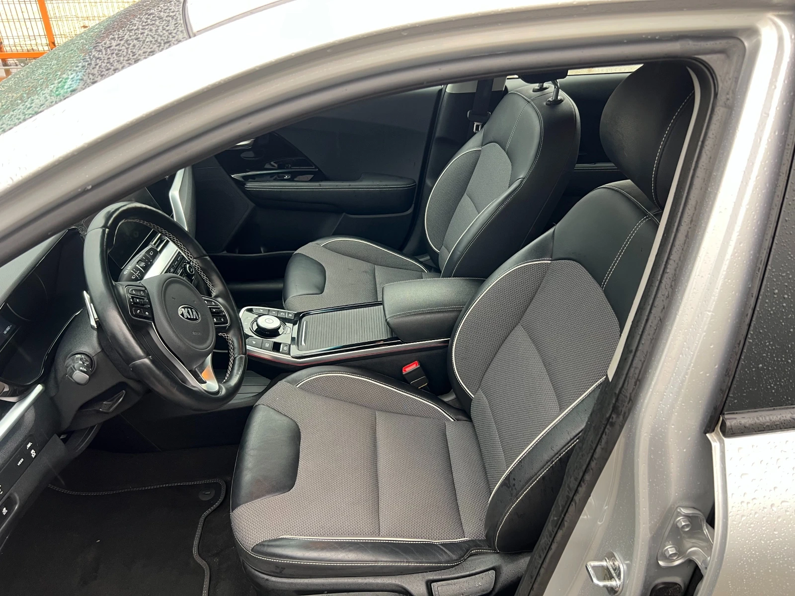 Kia Niro | Mobile.bg � ����������� 10