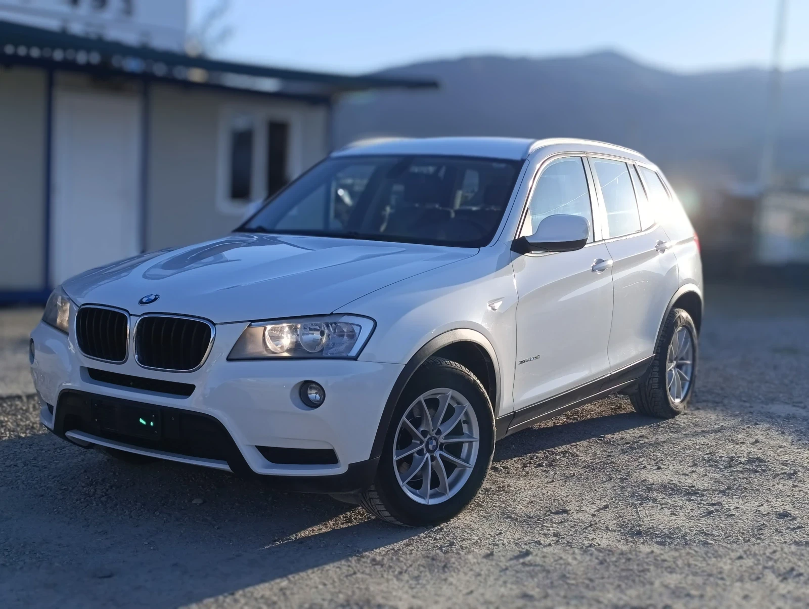 BMW X3 xDrive 20d, снимка 2 - Автомобили и джипове - 53801823