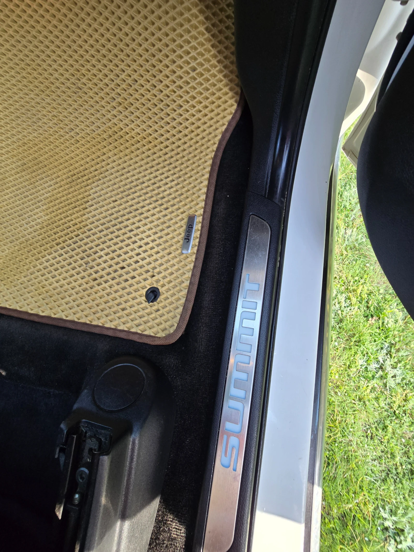 Jeep Grand cherokee SUMMIT , снимка 11 - Автомобили и джипове - 54196054