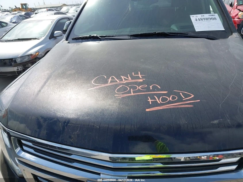 Chevrolet Tahoe 5.3l Ltz, снимка 10 - Автомобили и джипове - 54353603