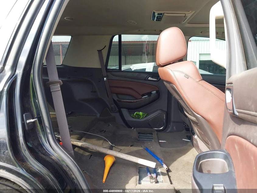 Chevrolet Tahoe 5.3l Ltz, снимка 8 - Автомобили и джипове - 54353603