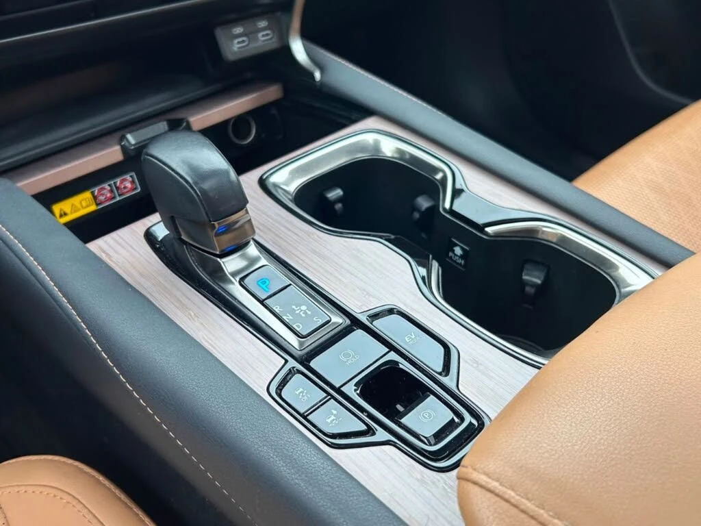 Lexus RX 350h LUXURY* AWD* ПОДГРЕВ* ОБДУХВАНЕ* ПАНО* КАМЕРА* LED, снимка 14 - Автомобили и джипове - 55558133