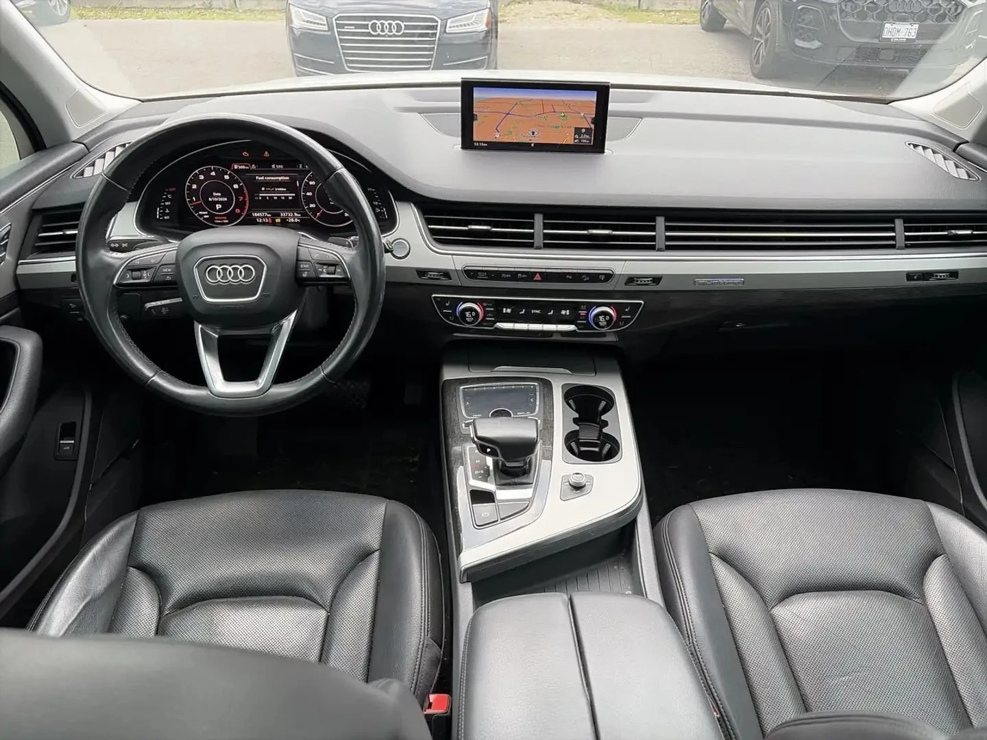 Audi Q7 Matrix * 360 * Обдухване * АвтоКредит * ЦЕНА ДО БГ, снимка 9 - Автомобили и джипове - 55799913