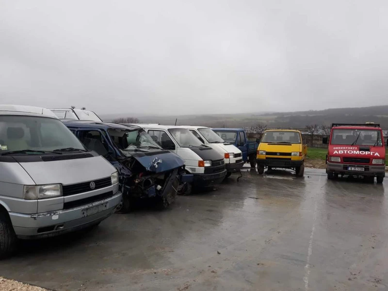 VW T4 2.4 D 2.5 TDI 1.9 D 2.0i НА ЧАСТИ , снимка 3 - Бусове и автобуси - 48700682