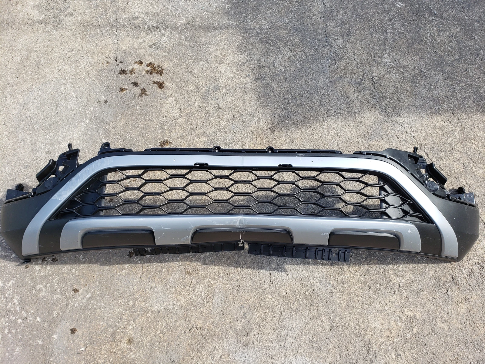 Оригинална предна броня-долна част за VW T-roc 2022-2025г.......2GA805903K.....