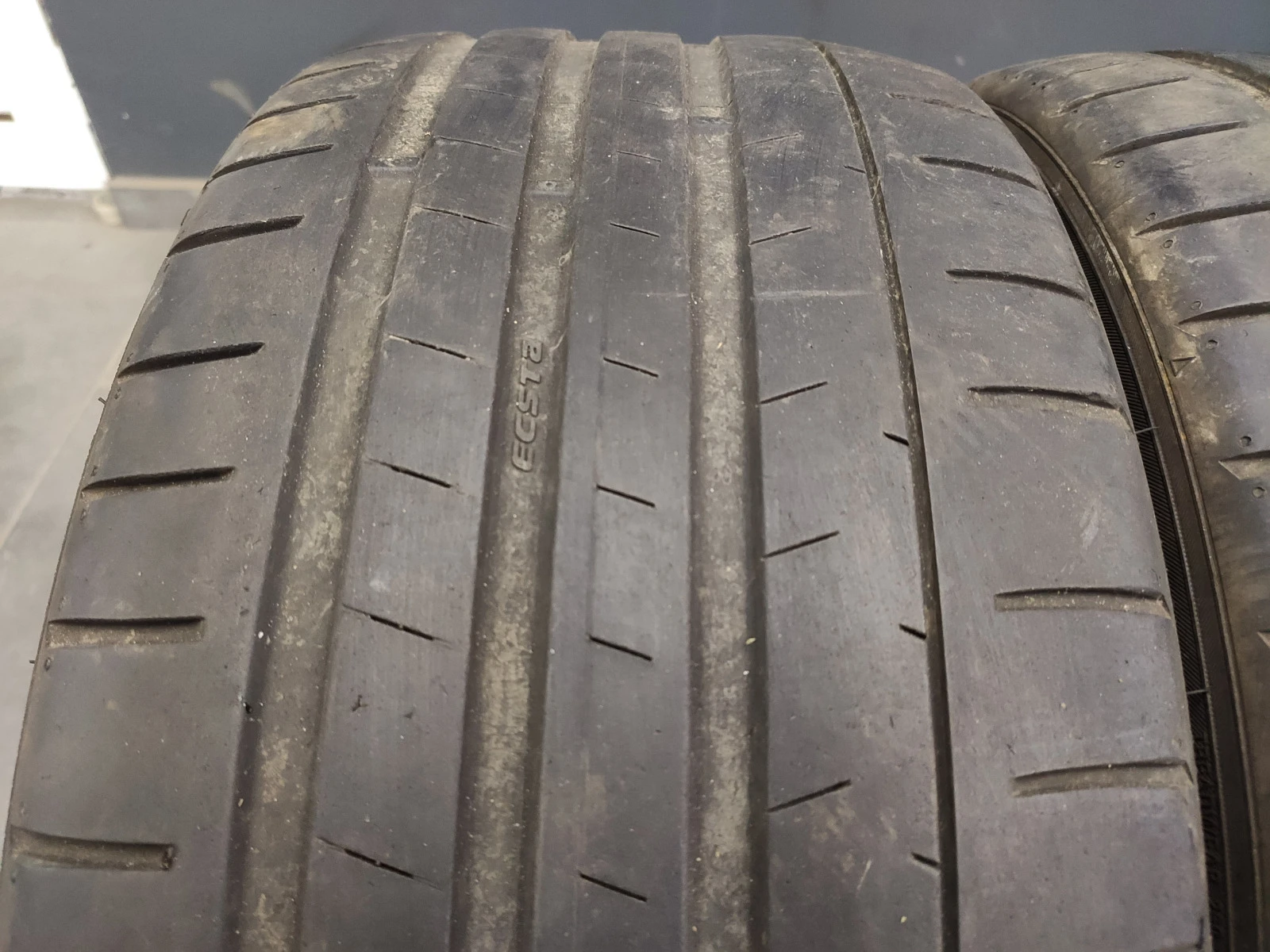  235/35R19 | Mobile.bg   2