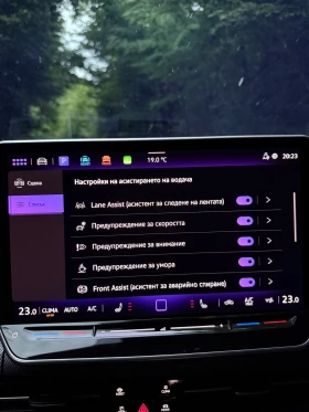 VW Golf 8.5 R-line 2.0TDI DSG IQ LIGHTS H/K HEAD UP, снимка 12