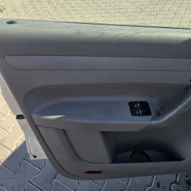 VW Caddy 1.6tdi. 105к.с., снимка 12