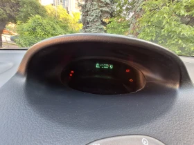 Toyota Yaris verso, снимка 10