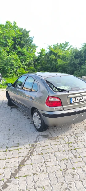 Renault Megane 1.9, снимка 2