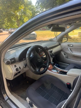 Mercedes-Benz C 200, снимка 3