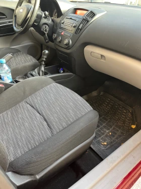 Kia Ceed, снимка 9