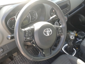Toyota Yaris 1.5vvt, снимка 12 - Автомобили и джипове - 37846161