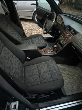 Mercedes-Benz C 180 Газ-Бензин | Auto.bg — изображение 15