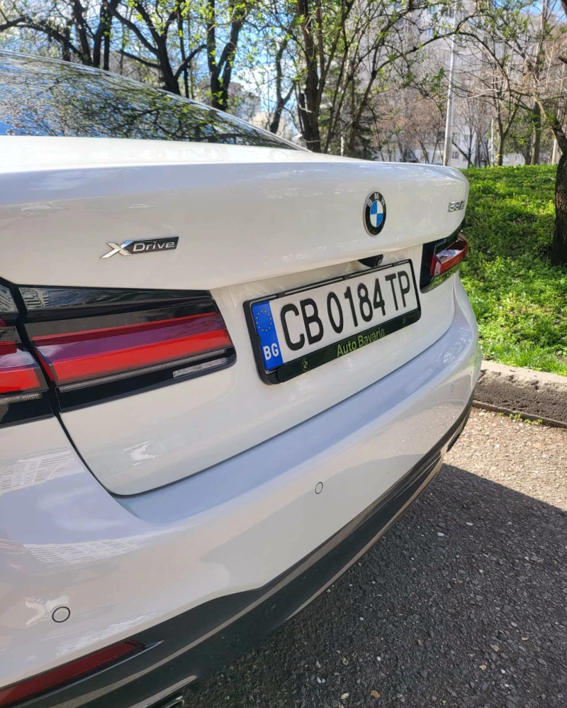 BMW 530 xDrive - ВЪЗМОЖЕН БАРТЕР, снимка 4 - Автомобили и джипове - 44896509