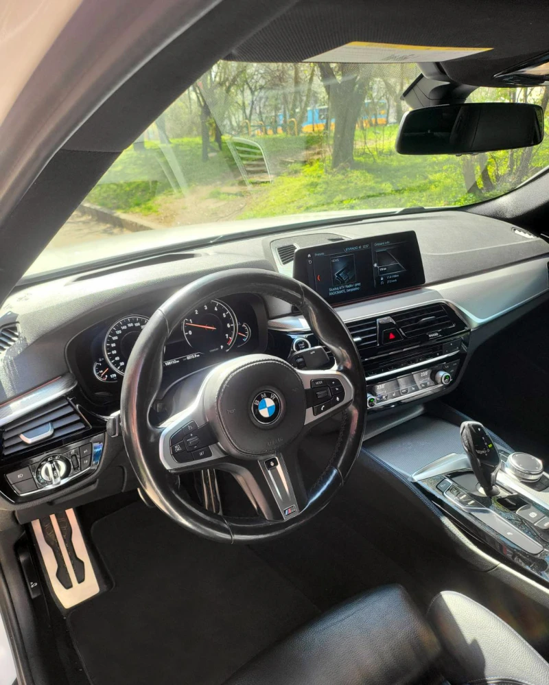 BMW 530 xDrive - ВЪЗМОЖЕН БАРТЕР, снимка 12 - Автомобили и джипове - 44896509