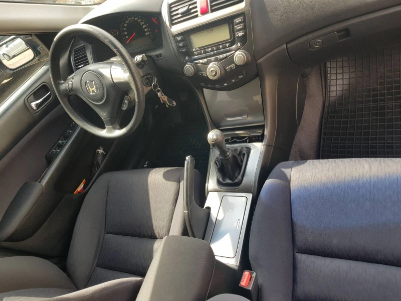 Honda Accord, снимка 13 - Автомобили и джипове - 51920489