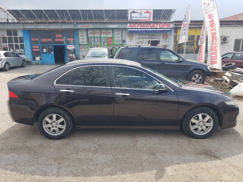 Honda Accord, снимка 15 - Автомобили и джипове - 51920489