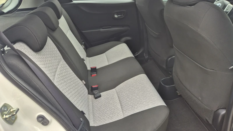 Toyota Yaris 1.4 диз. 90к.с., снимка 15 - Автомобили и джипове - 51214824
