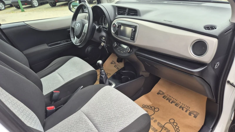 Toyota Yaris 1.4 диз. 90к.с., снимка 14 - Автомобили и джипове - 51214824