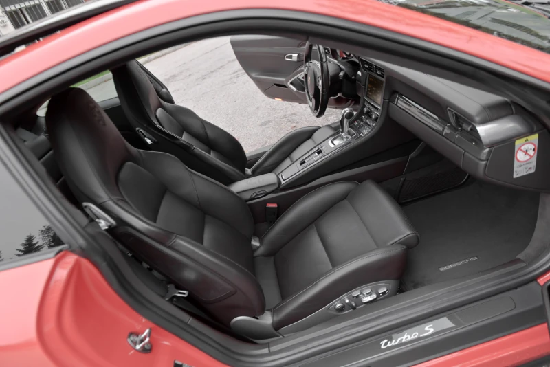 Porsche 911 Turbo S * Techart* 800кс, снимка 11 - Автомобили и джипове - 52327571
