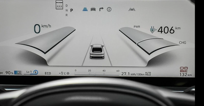 Hyundai Ioniq 6 Preferred RWD Long Range , снимка 8 - Автомобили и джипове - 52749424