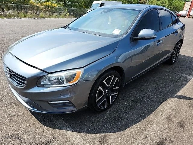 Volvo S60 2018 Volvo S60 T5 Dynamic, снимка 1 - Автомобили и джипове - 48227379