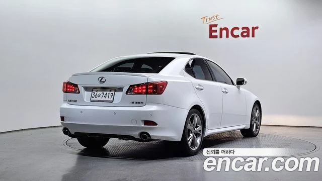 Lexus IS 250, снимка 2 - Автомобили и джипове - 56082129