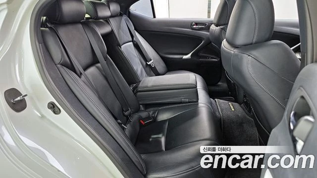 Lexus IS 250, снимка 12 - Автомобили и джипове - 56082129