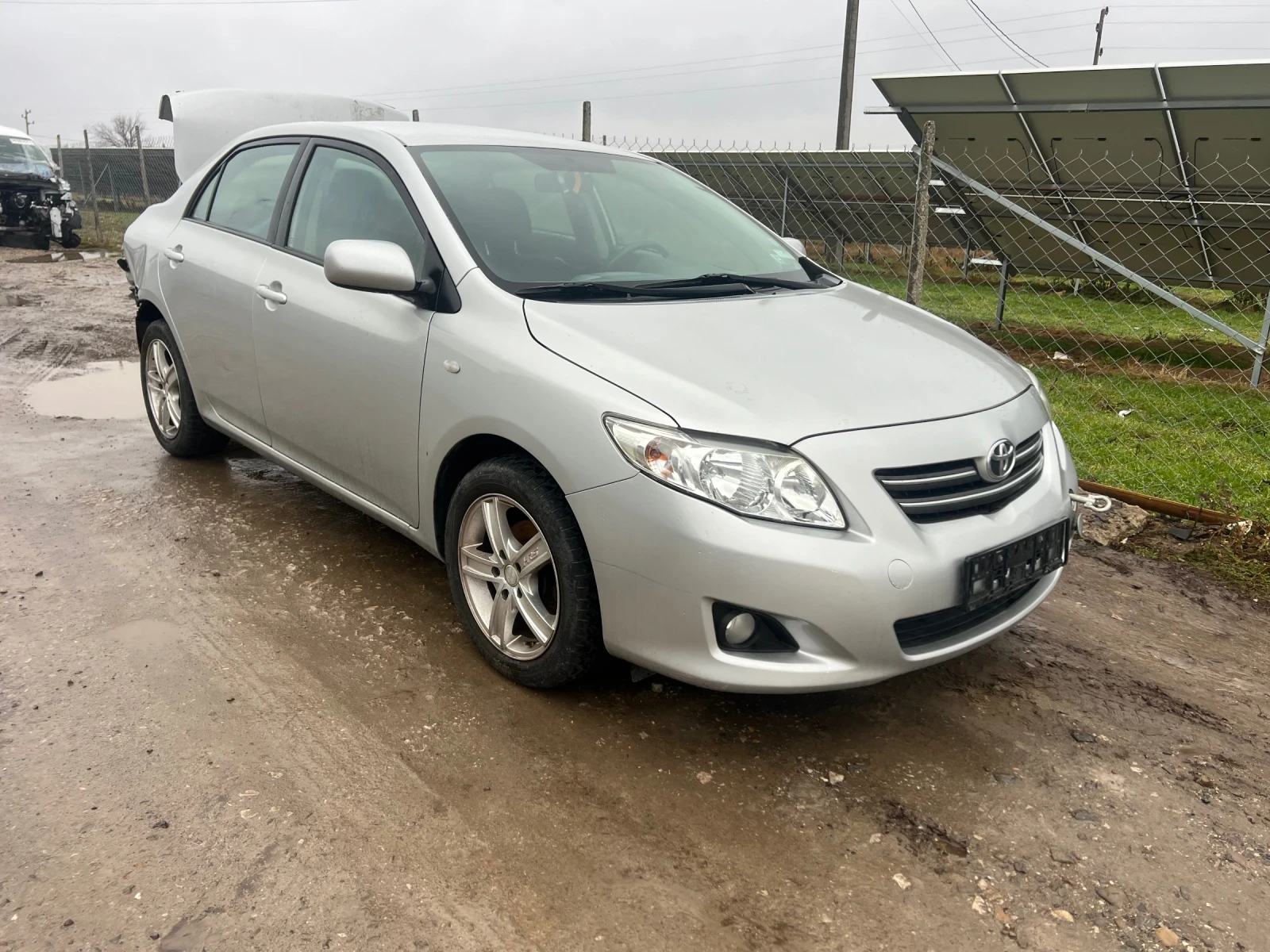 Toyota Corolla 1.6i, снимка 1