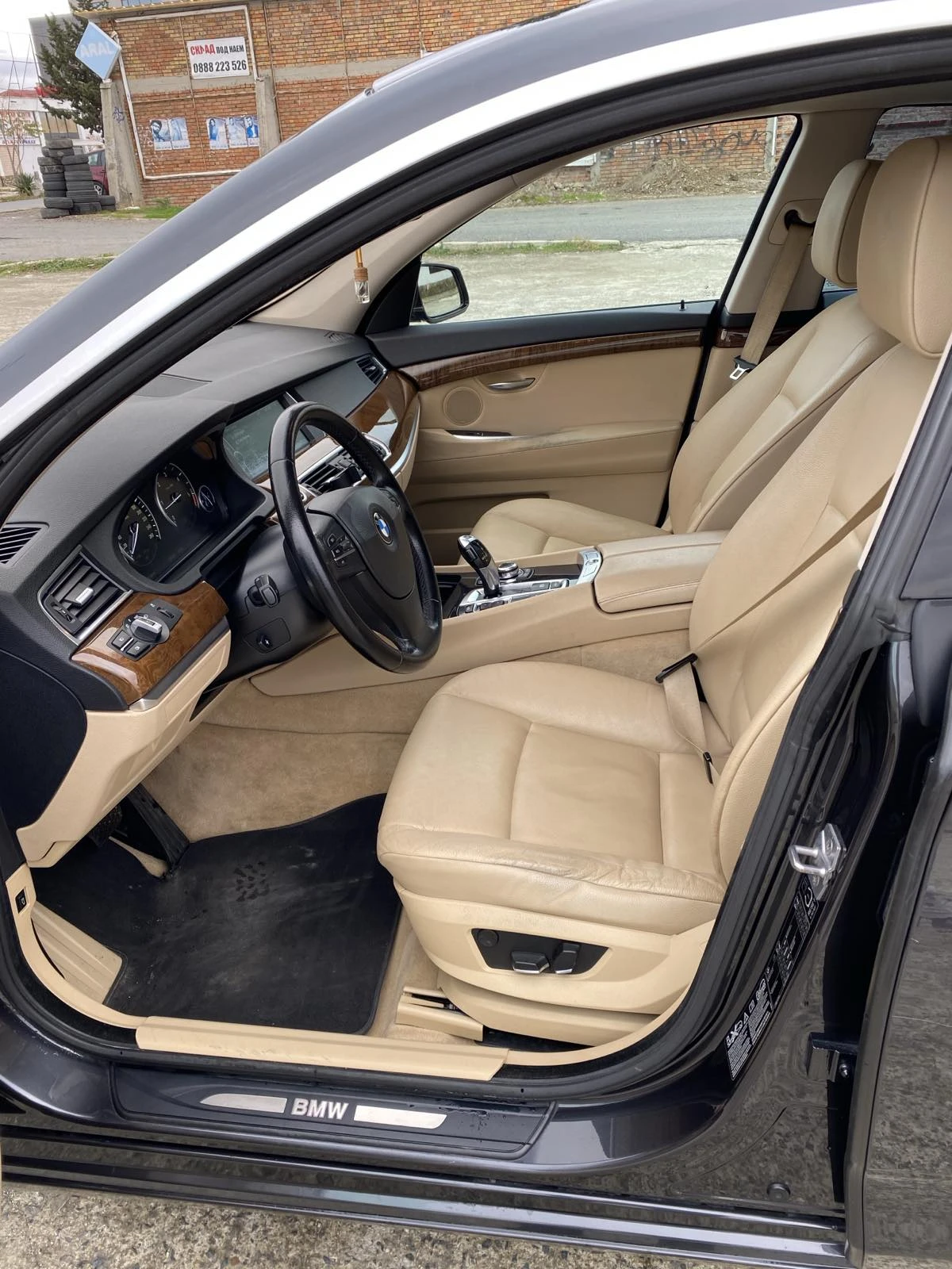 BMW 5 Gran Turismo 535d Xdrive - изображение 6