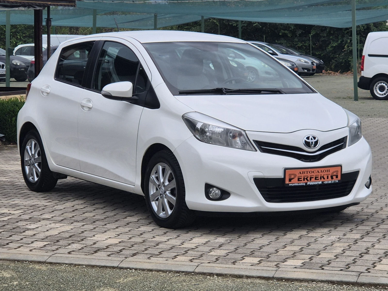 Toyota Yaris 1.4 диз. 90к.с. - изображение 5