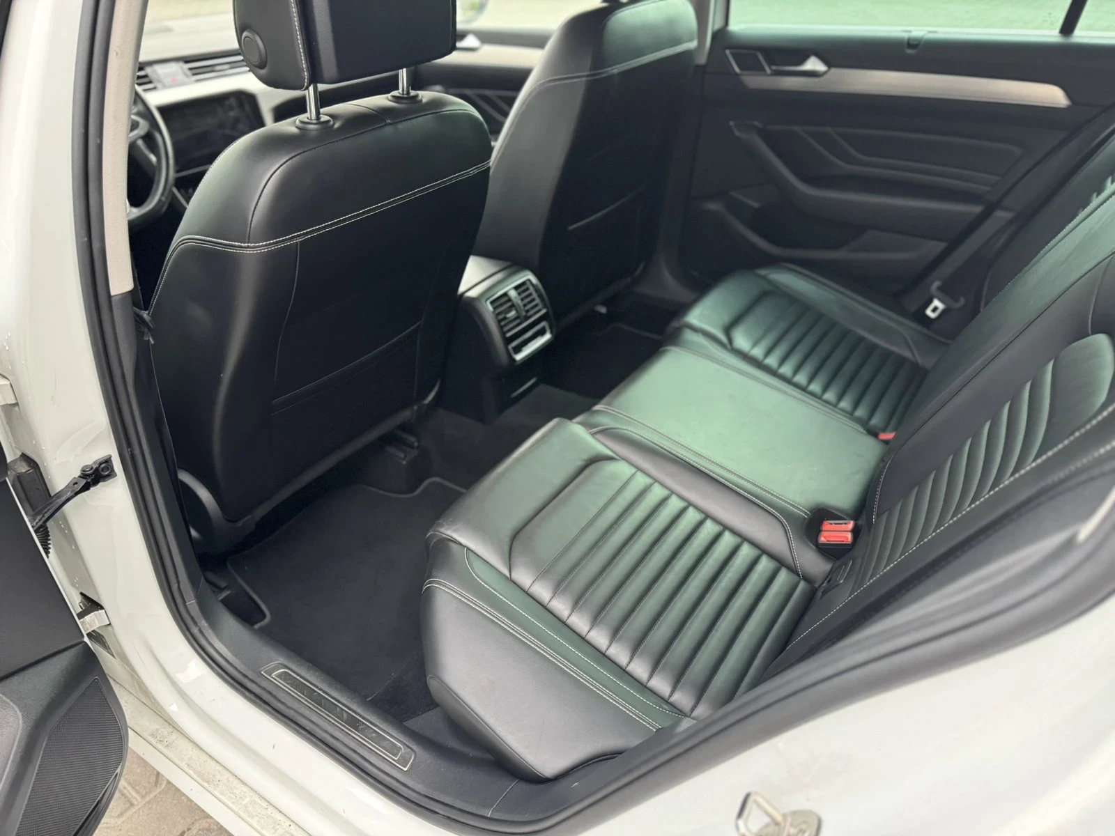 VW Passat  - изображение 9