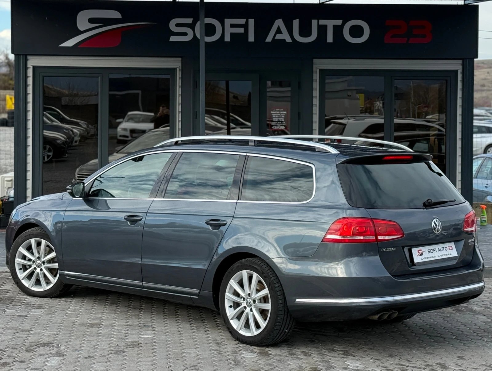 VW Passat 2.0 TDI! ПОДГЕВ, ОБДУХВАНЕ, МАСАЖ, ЕЛ.СЕДЛАКИ, НАВ - изображение 4