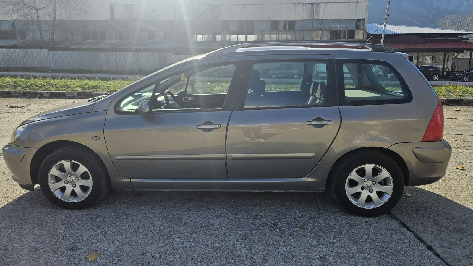 Peugeot 307 SW - изображение 3