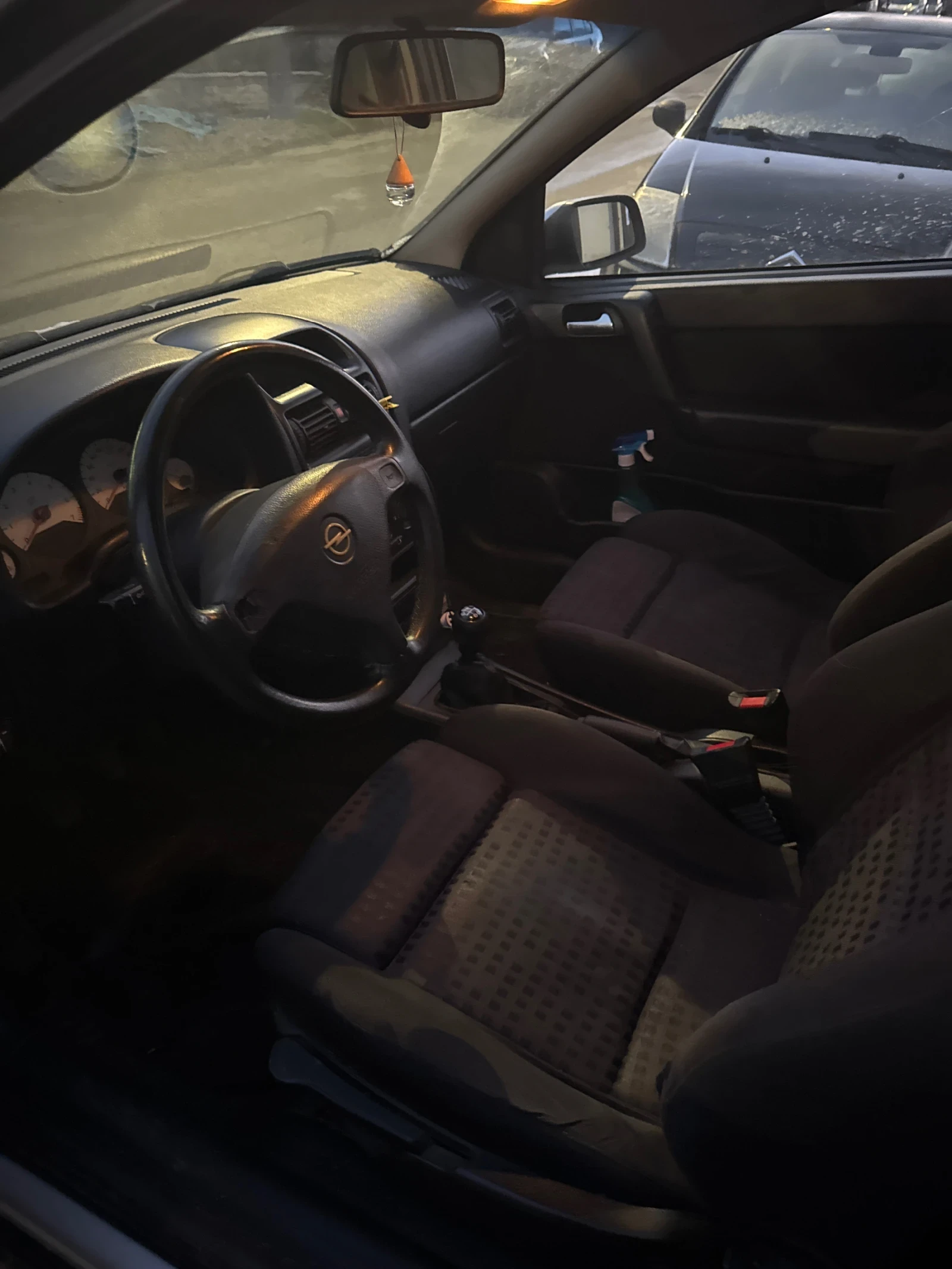 Opel Astra 1.6 - изображение 3