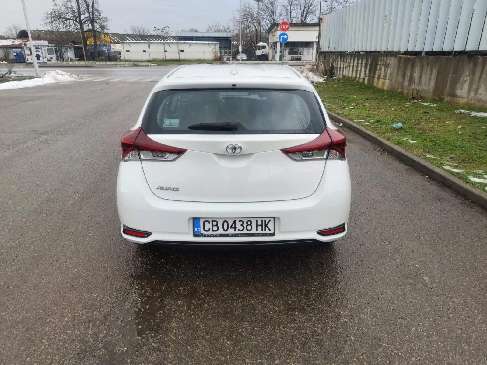Toyota Auris  - изображение 4