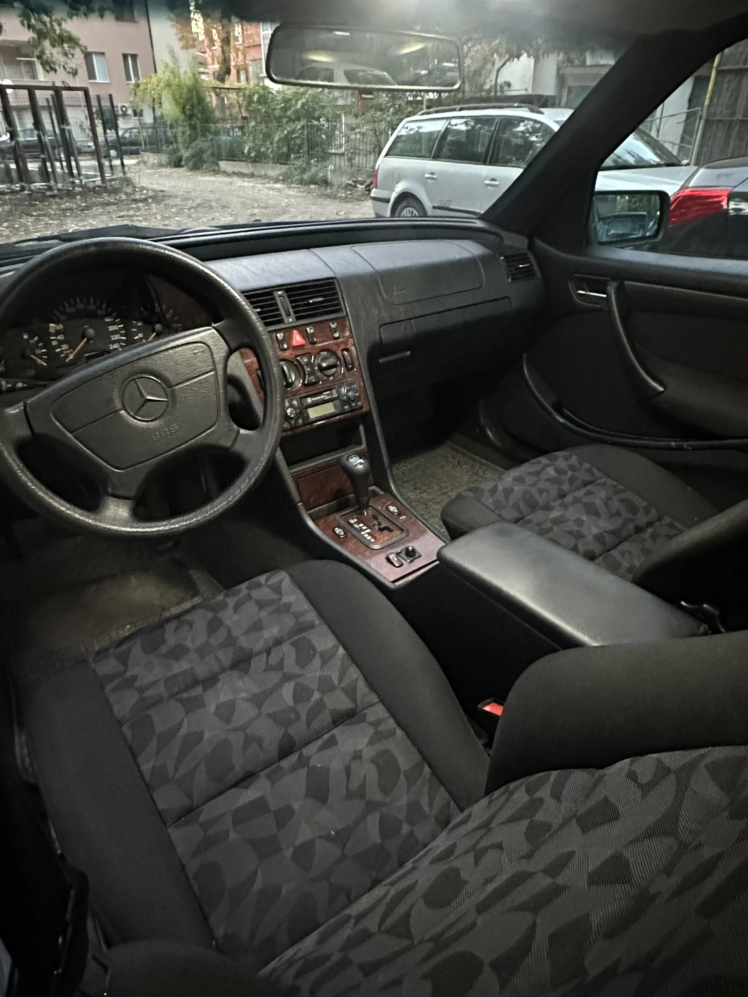 Mercedes-Benz C 180 ���-������ | Mobile.bg � ����������� 13
