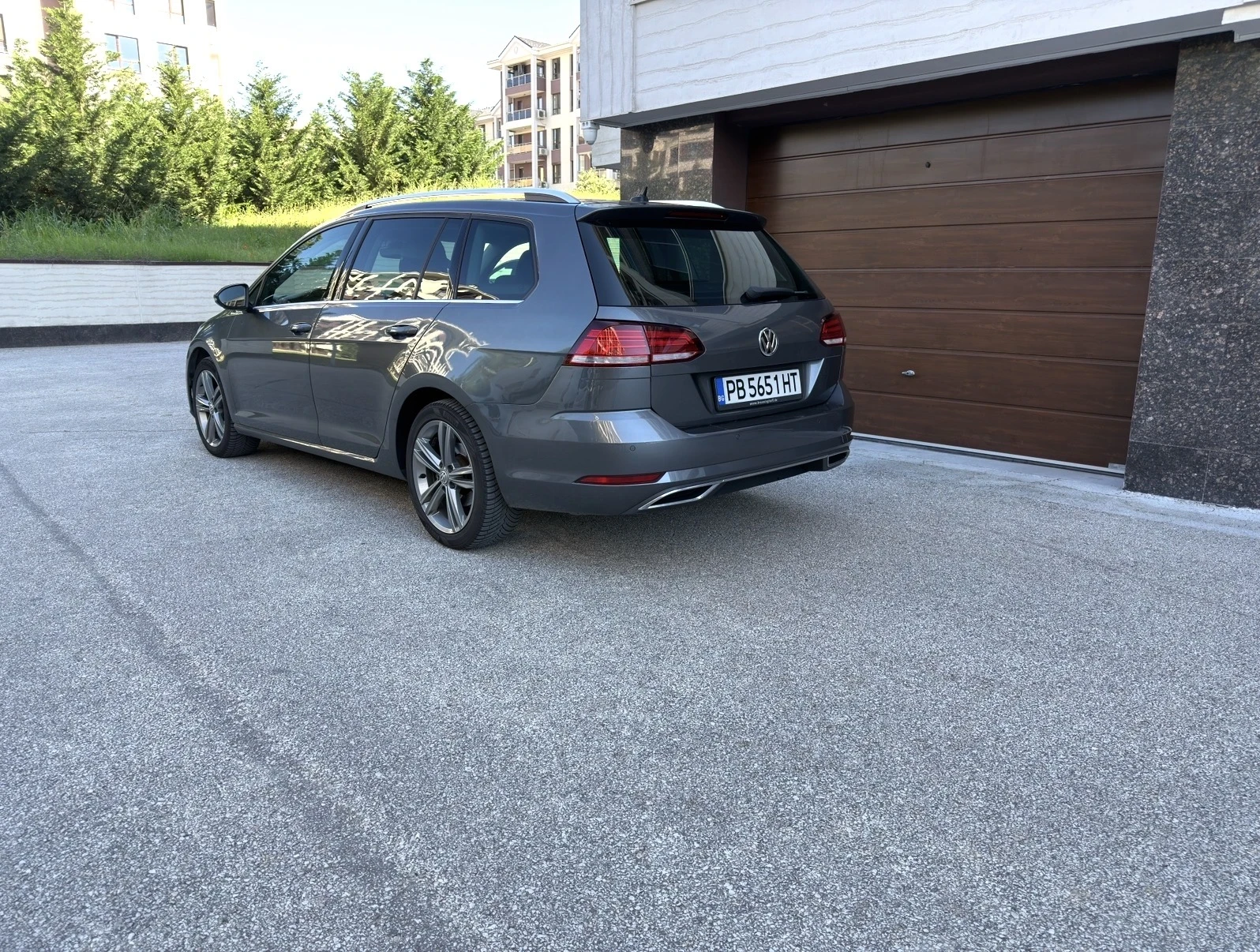 VW Golf Variant R-line, снимка 4 - Автомобили и джипове - 54666811