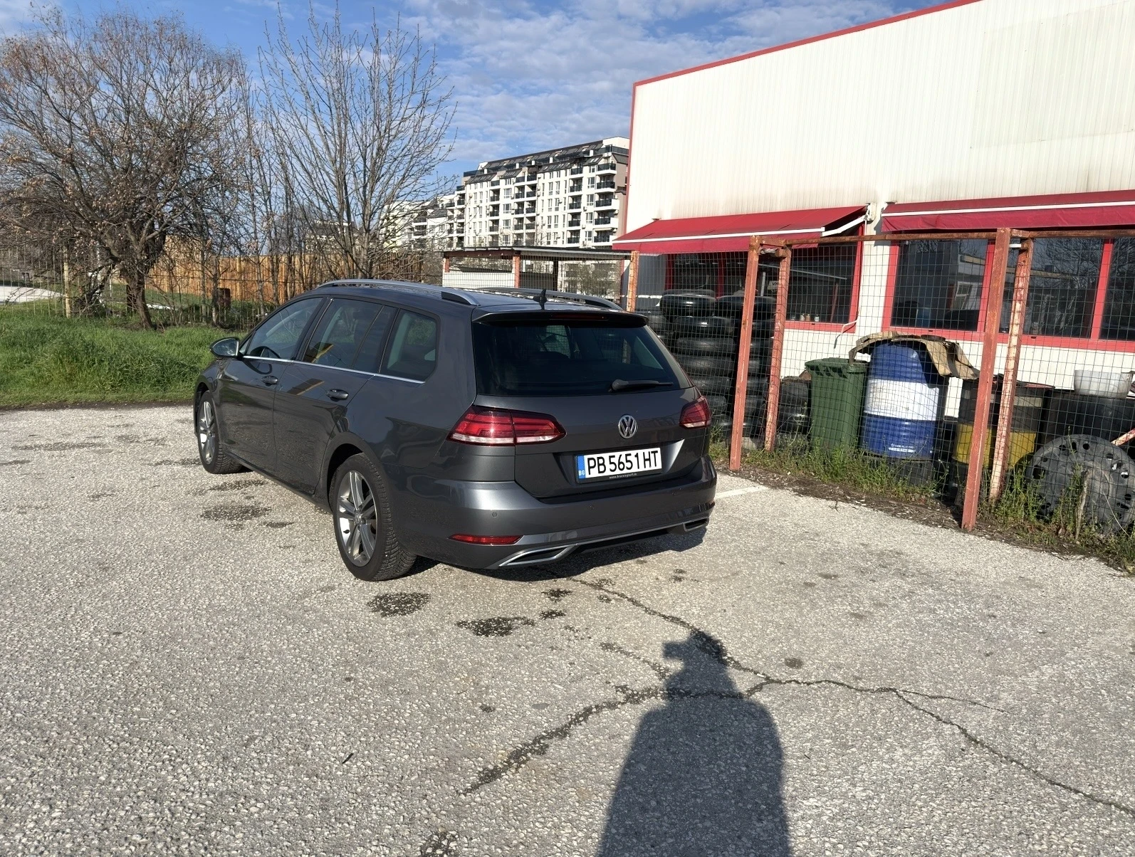 VW Golf Variant R-line, снимка 3 - Автомобили и джипове - 54666811