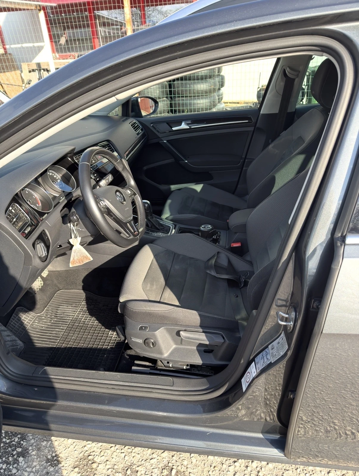 VW Golf Variant R-line, снимка 7 - Автомобили и джипове - 54666811